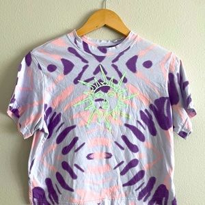 Nike crop top, excellent condition!